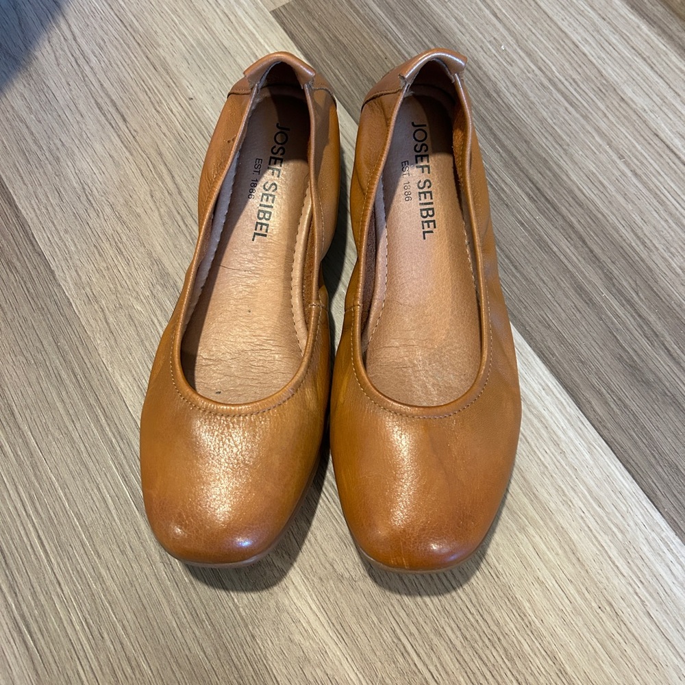 Josef Seibel Caramel Ballet Flats